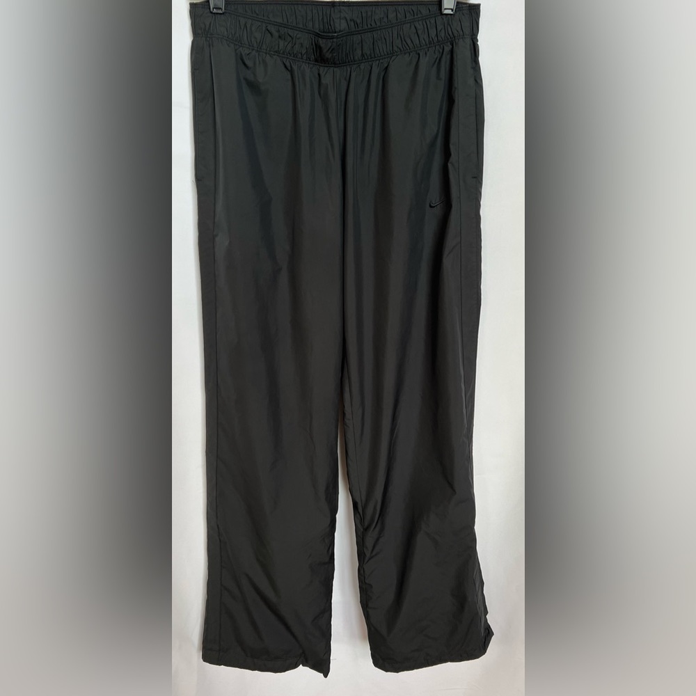 NIKE Water Resistant Pants - Black -Size M‎